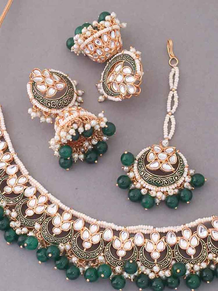 Emerald Dhisana Kundan Jewellery Set