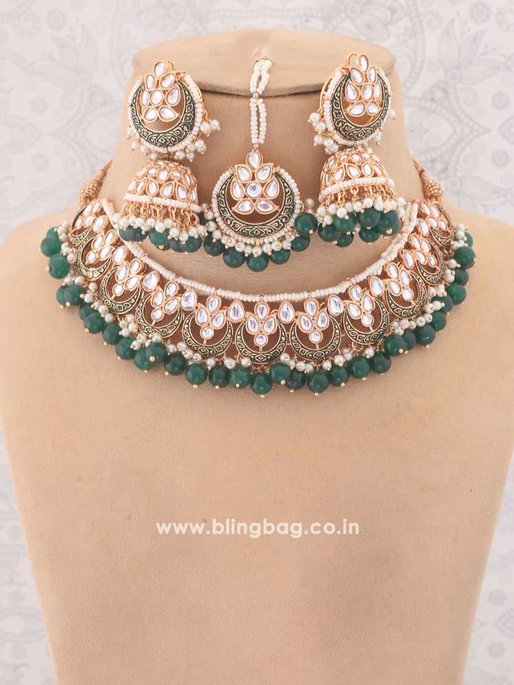 Emerald Dhisana Kundan Jewellery Set