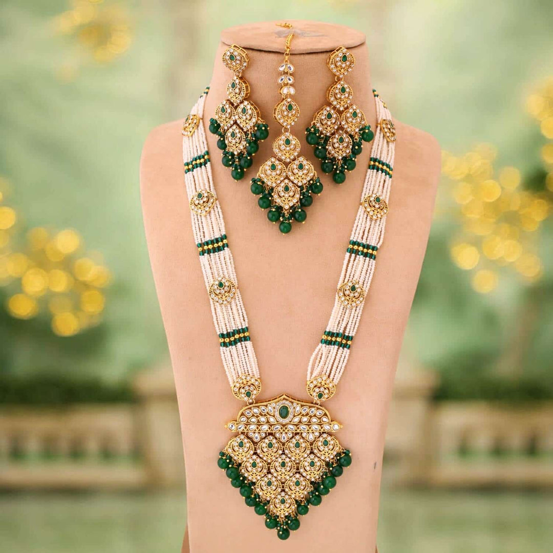 Emerald Dhruvi Kundan Jewellery Set