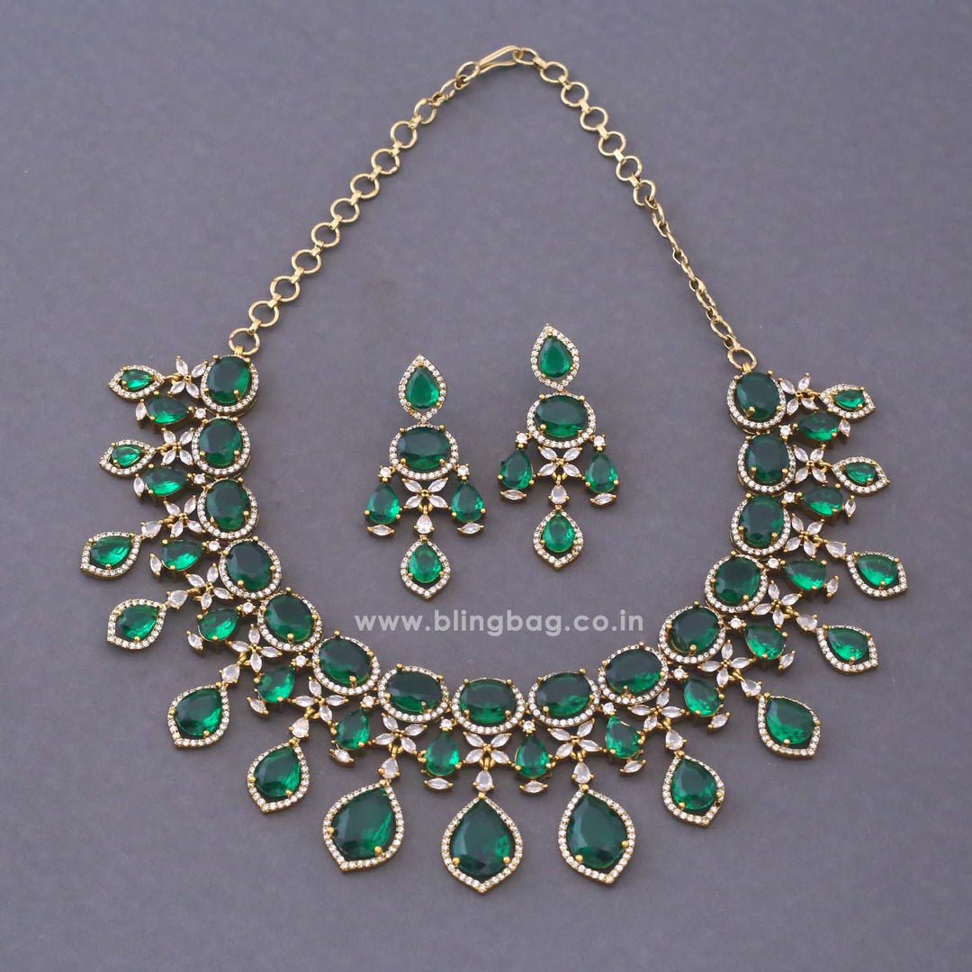 Emerald Diamora Victorian Jewellery Set - New Arrival