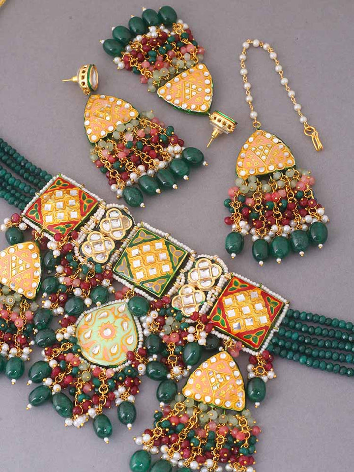 Emerald Dilina Kundan Jewellery Set