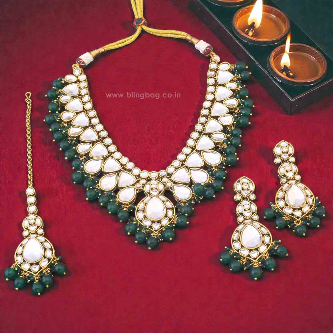 Emerald Divita Kundan Jewellery Set