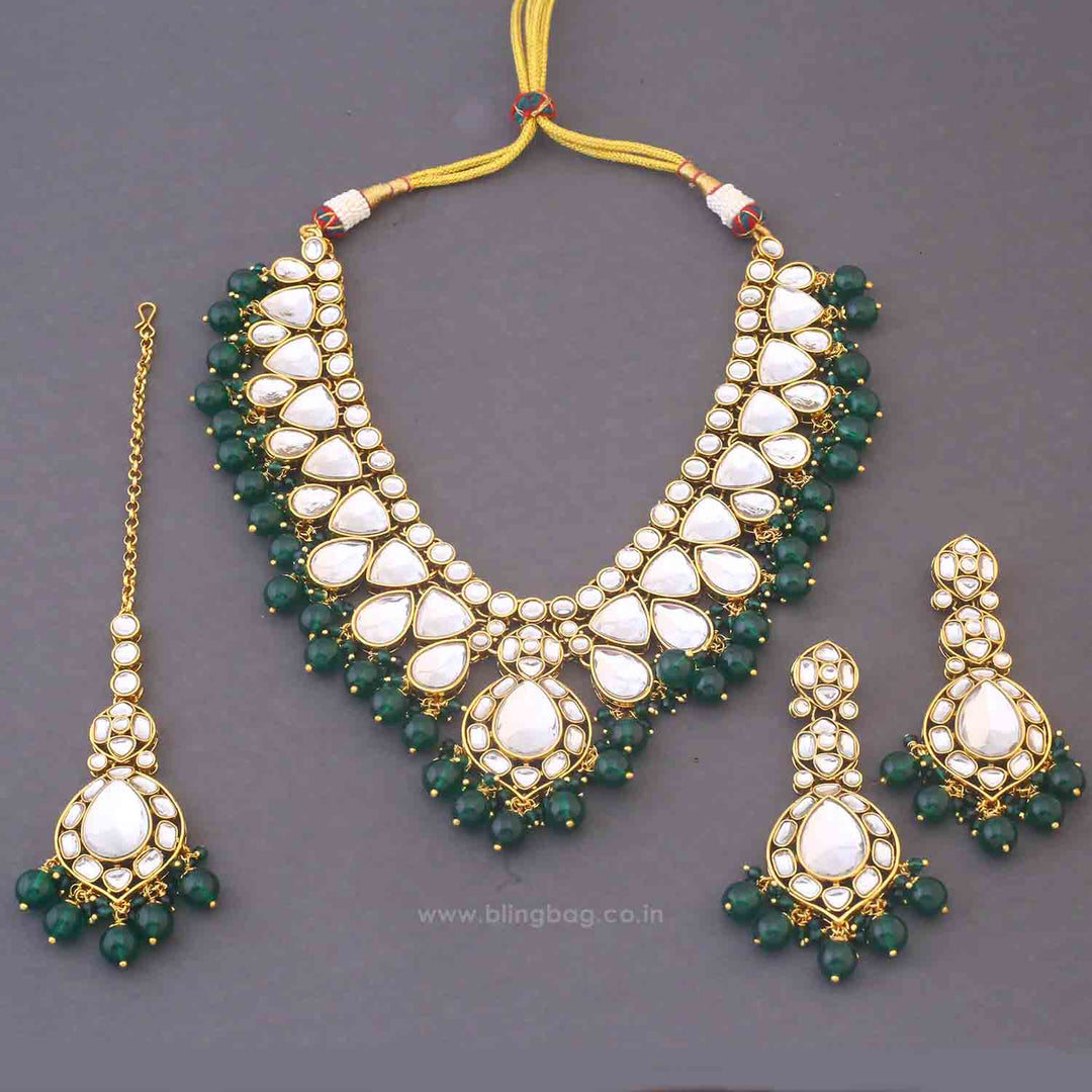 Emerald Divita Kundan Jewellery Set