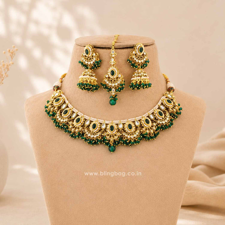 Emerald Diyaani Kundan Jewellery Set