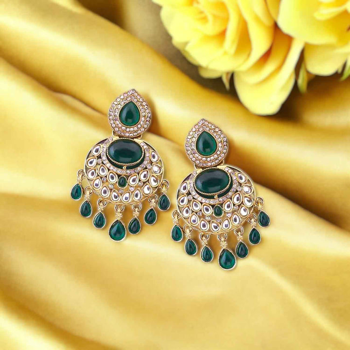 Emerald Diyanshi Chandbalis