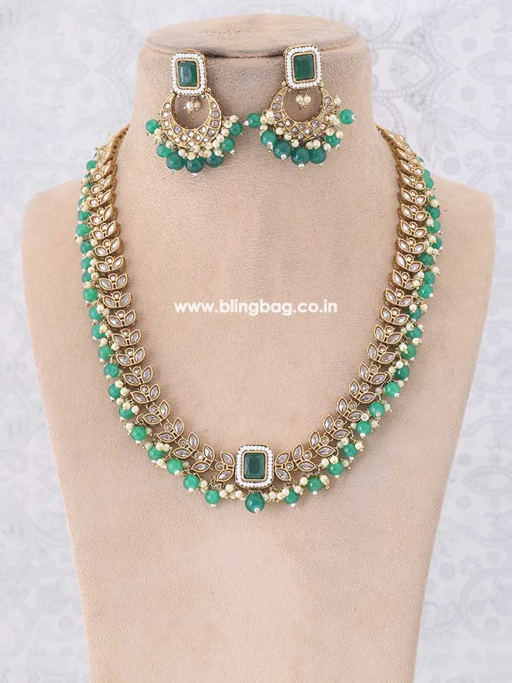Emerald Dyuthi Jewellery Set