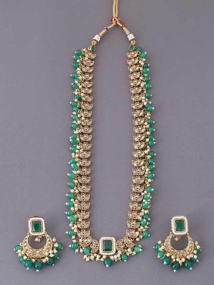 Emerald Dyuthi Jewellery Set