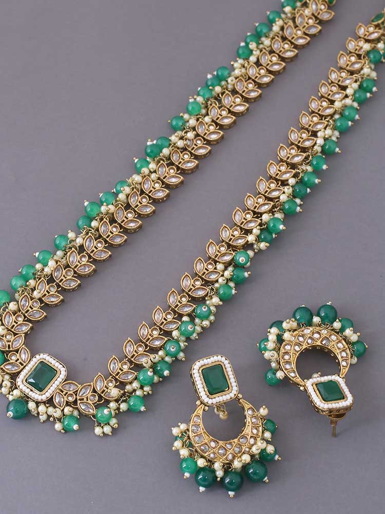 Emerald Dyuthi Jewellery Set