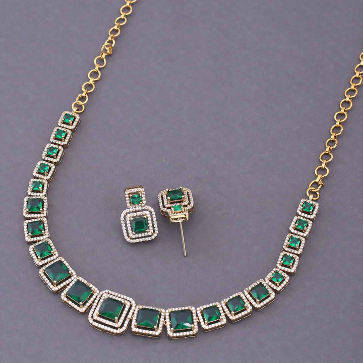 Emerald Earl Victorian Jewellery Set - New Arrival