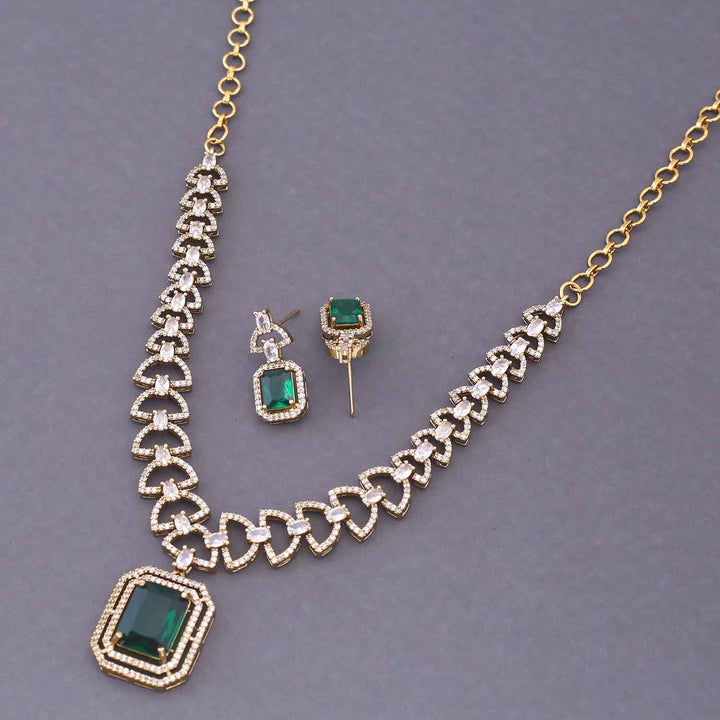 Emerald Echoes Victorian Jewellery Set - New Arrival