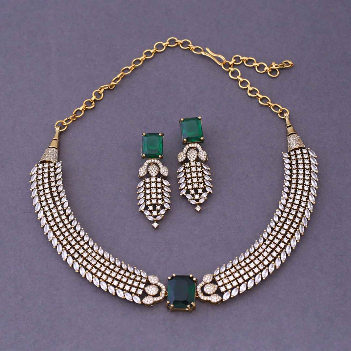 Emerald Edita Victorian Jewellery Set - New Arrival