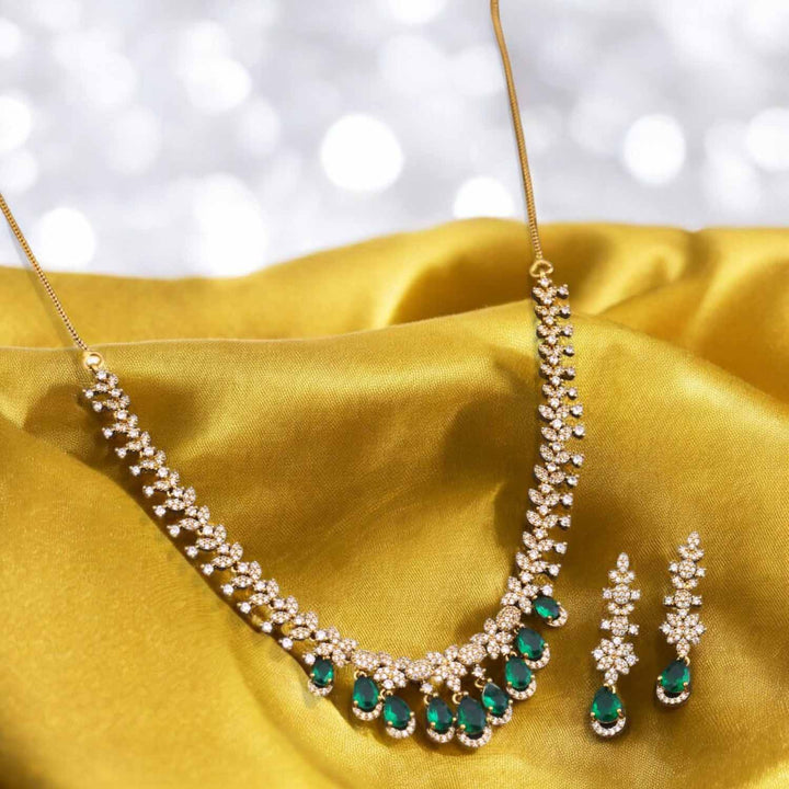 Emerald Efrenna Victorian Jewellery Set - New Arrival