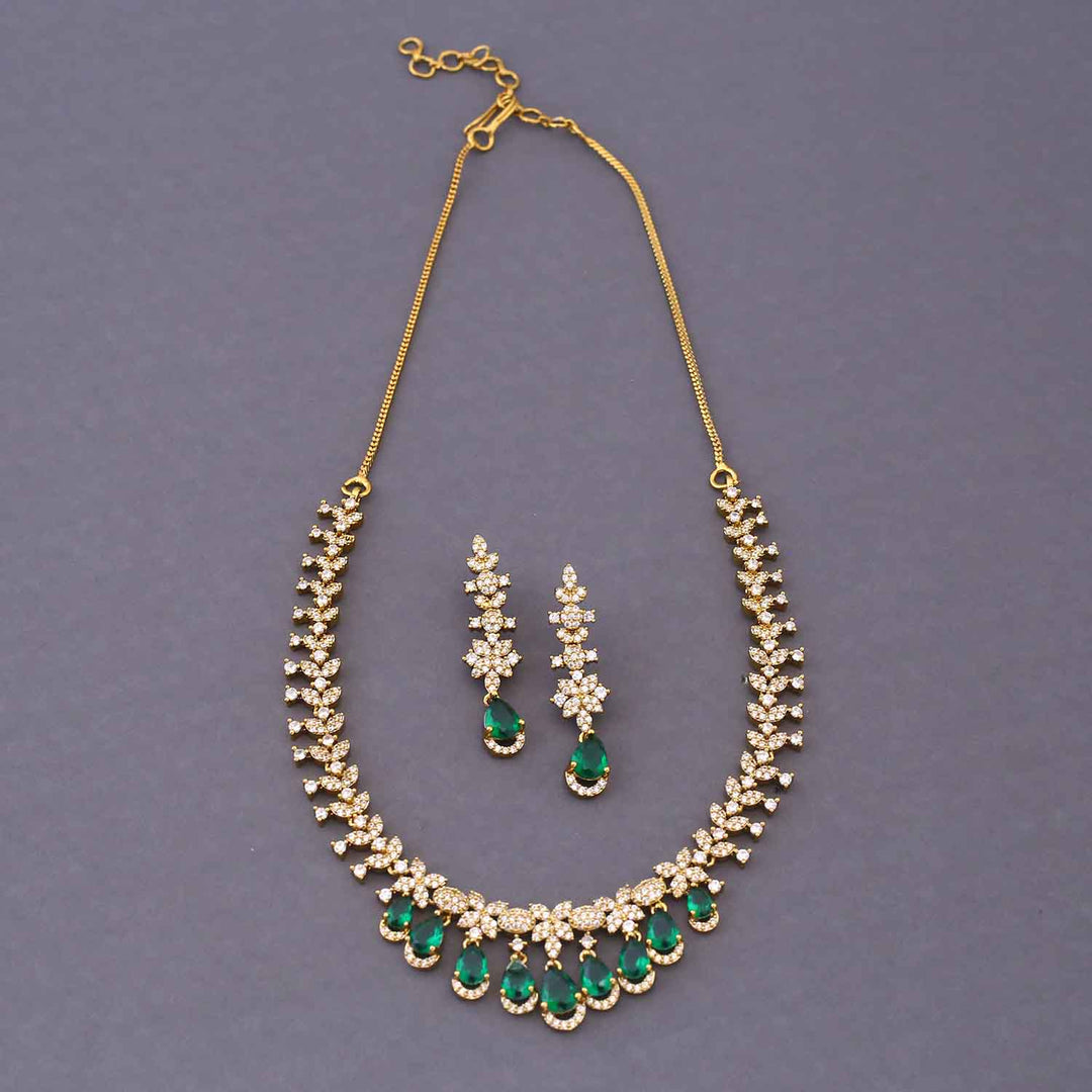 Emerald Efrenna Victorian Jewellery Set - New Arrival