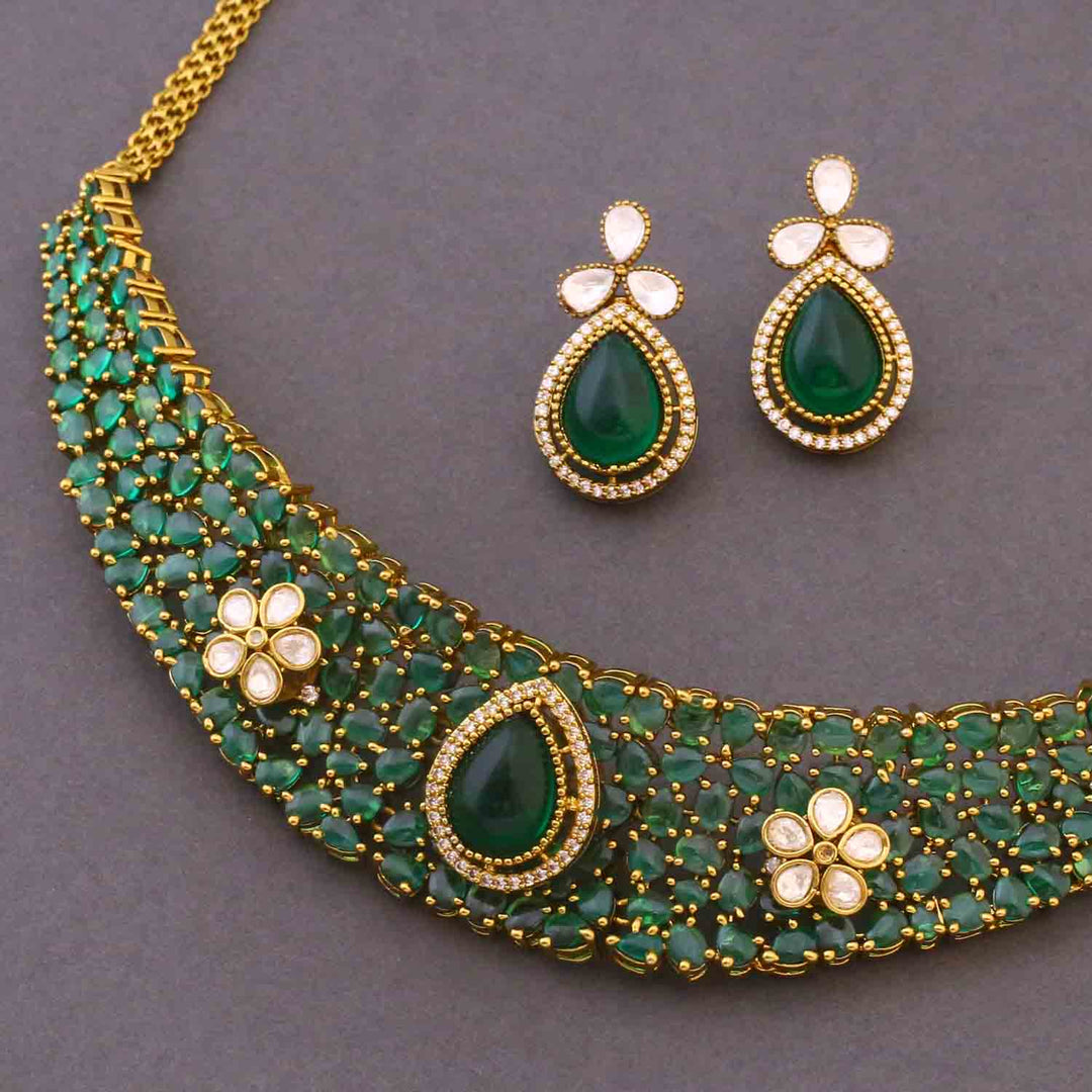Emerald Elisaie Hasli Victorian Jewellery Set