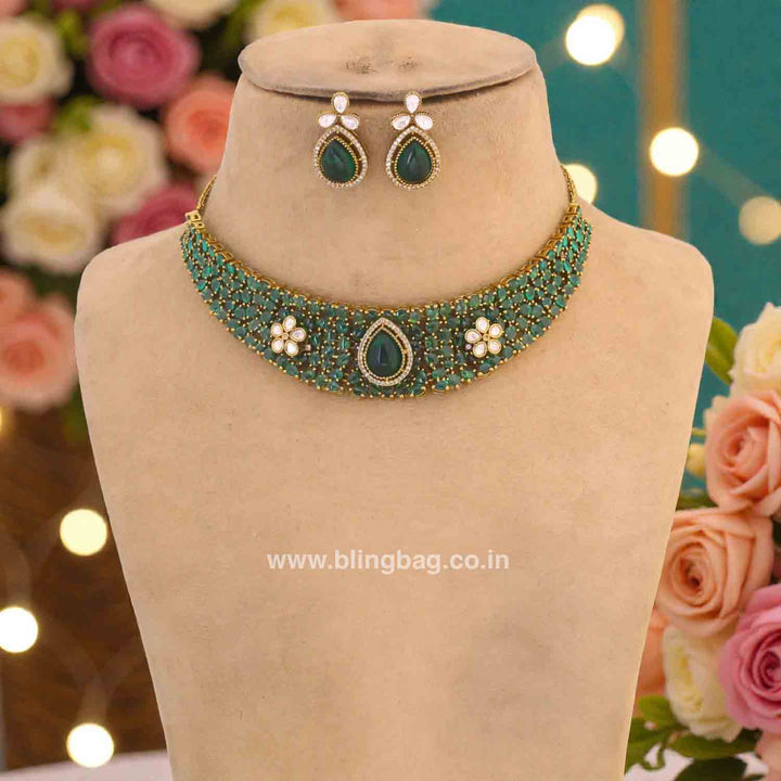 Emerald Elisaie Hasli Victorian Jewellery Set
