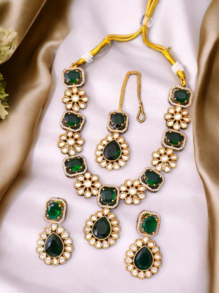 Emerald Eloise Zirconia Jewellery Set