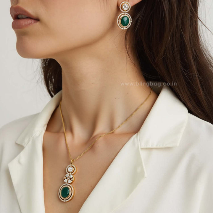 Emerald Eloria Pendant Set