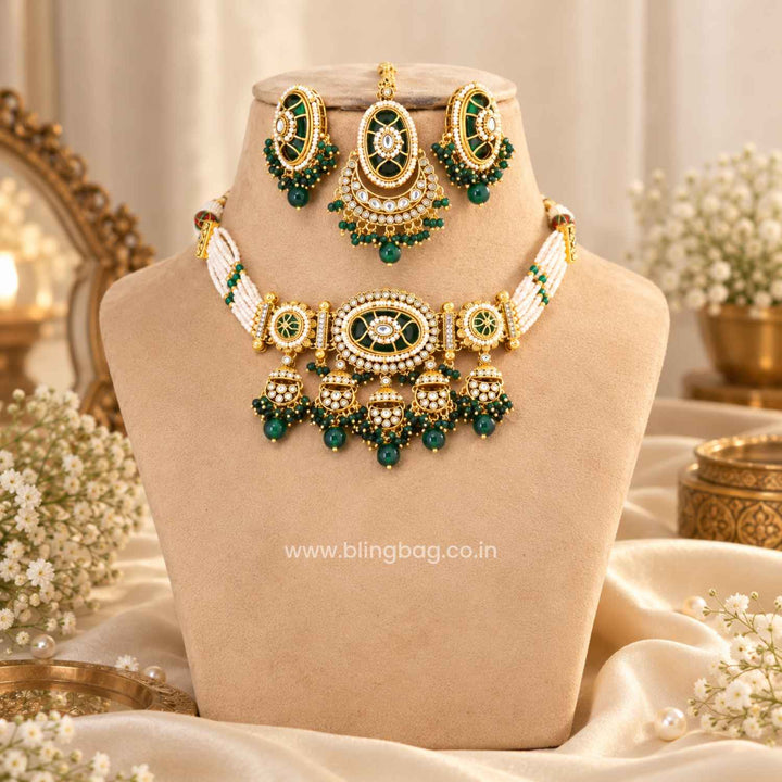 Emerald Eshvi Kundan Jewellery Set