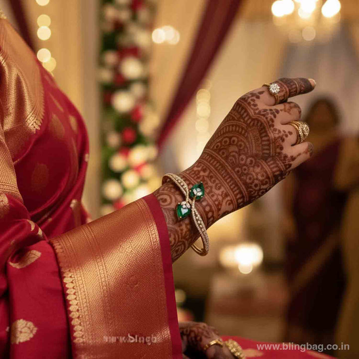 Emerald Evaa Victorian Bracelet