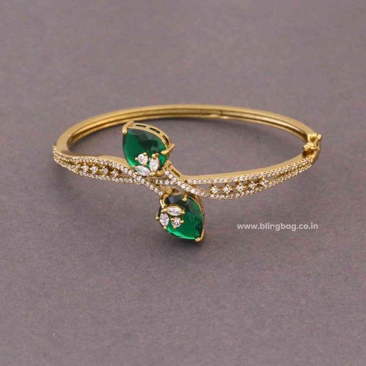 Emerald Evaa Victorian Bracelet