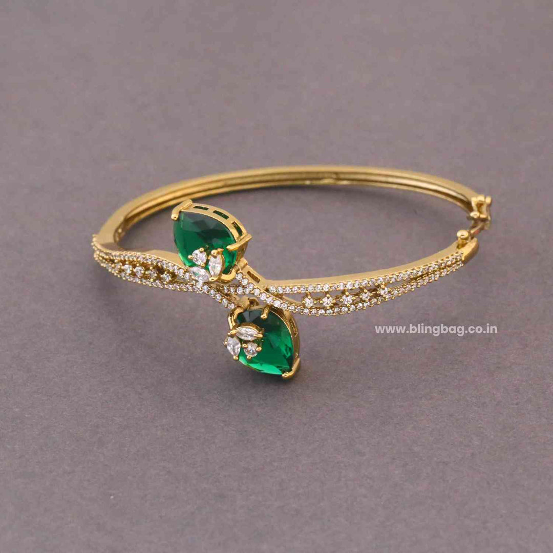 Emerald Evaa Victorian Bracelet