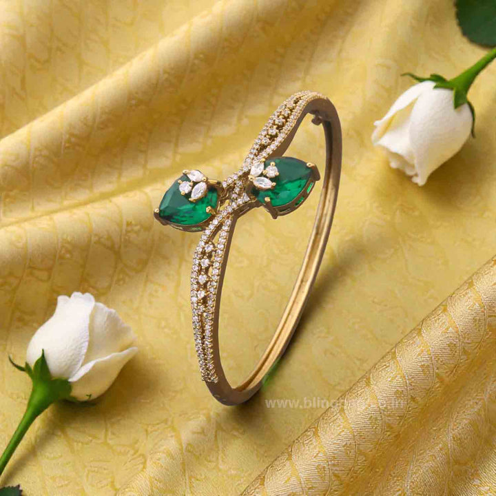 Emerald Evaa Victorian Bracelet