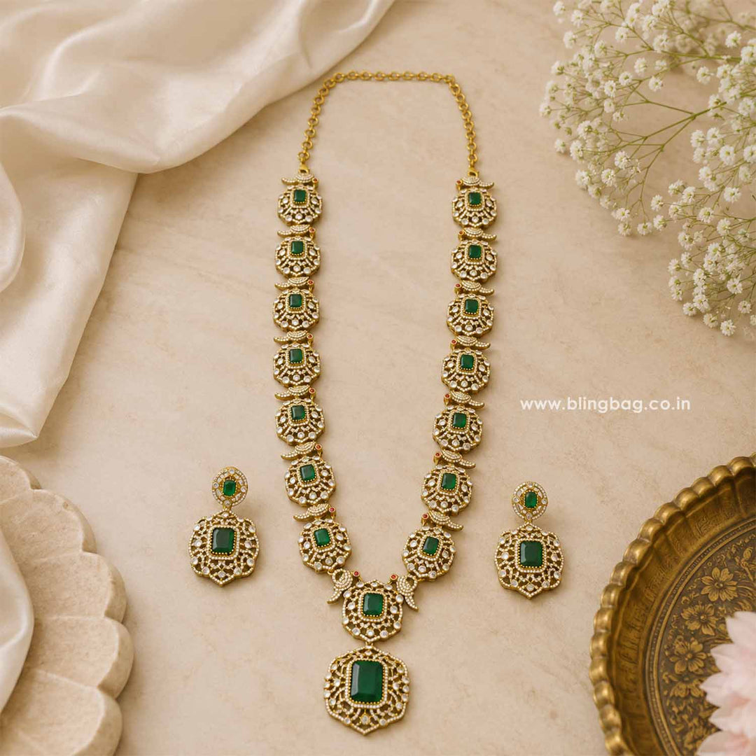 Emerald Evaina Victorian Jewellery Set - New Arrival