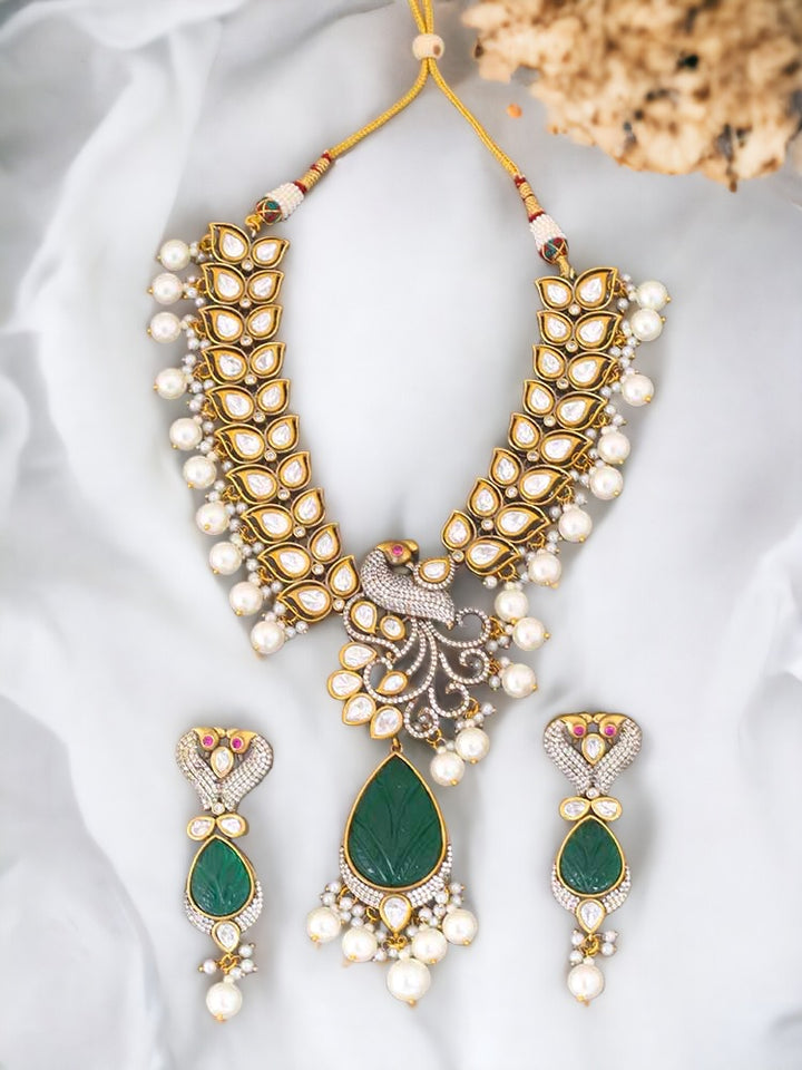 Emerald Fionnuala Jewellery Set