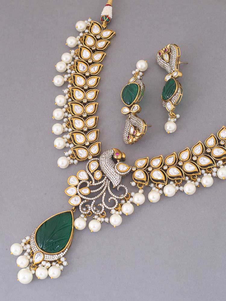 Emerald Fionnuala Jewellery Set