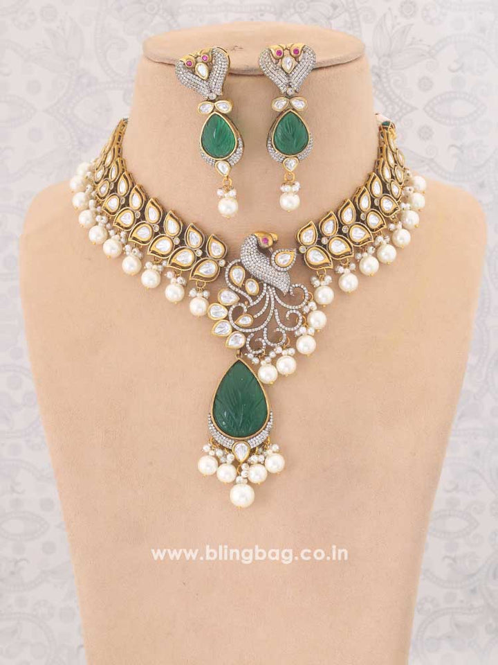 Emerald Fionnuala Jewellery Set