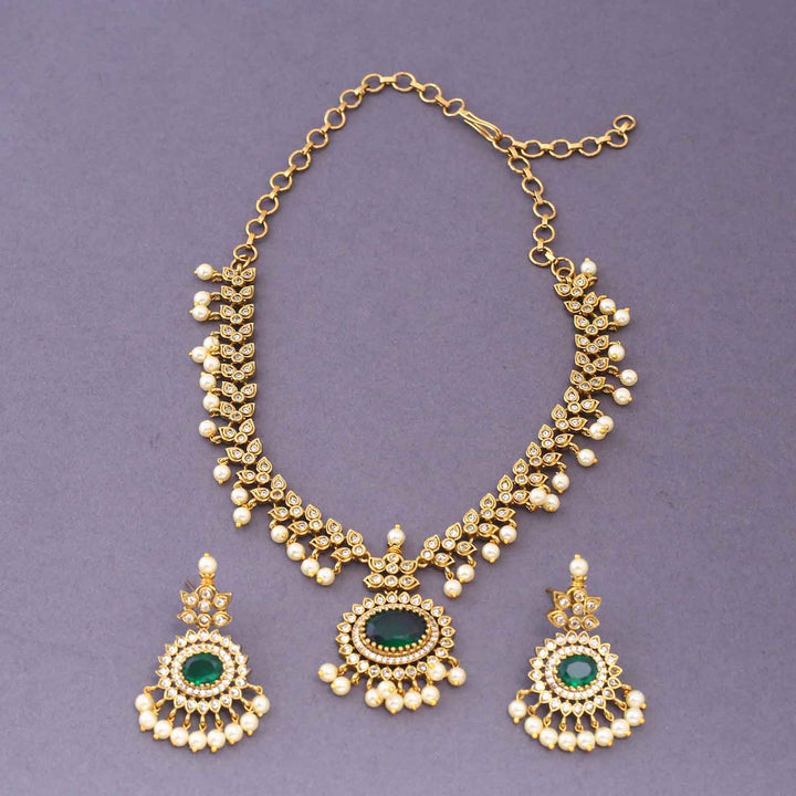 Emerald Gainee Antique Jewellery Set- New Arrival