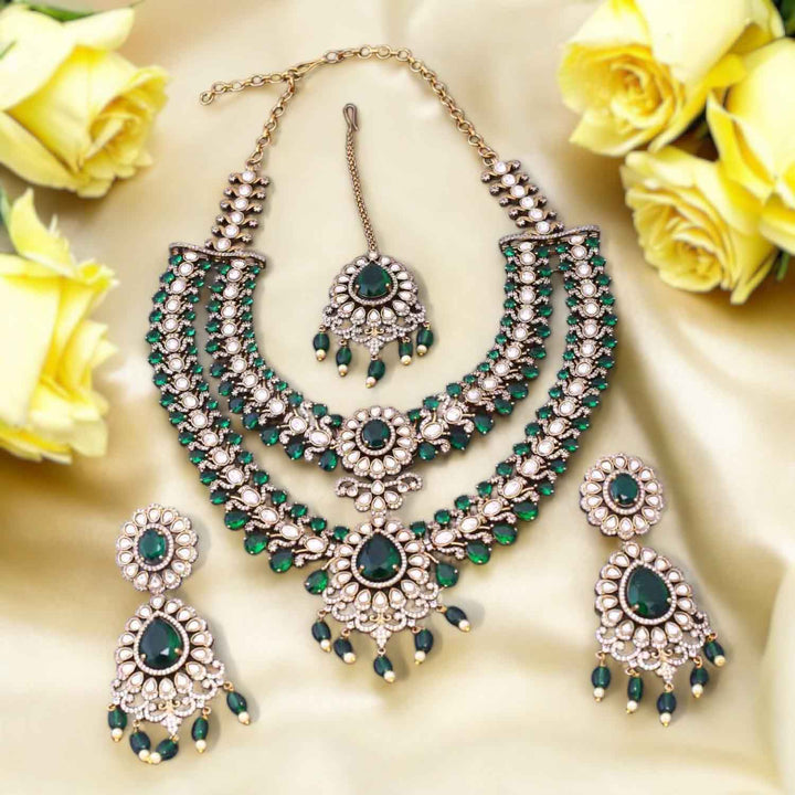 Emerald Galina Victorian Jewellery Set - New Arrival