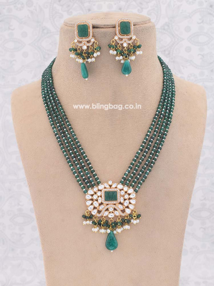 Emerald Gauram Kundan Jewellery Set