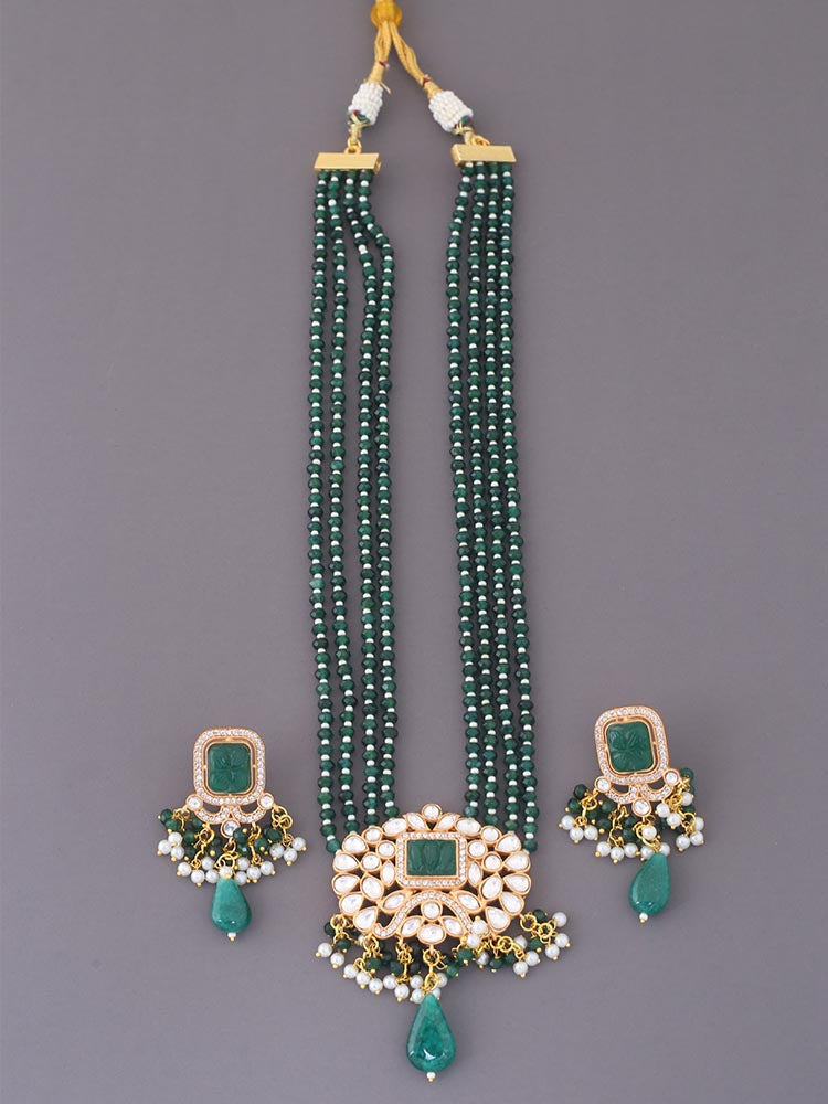 Emerald Gauram Kundan Jewellery Set