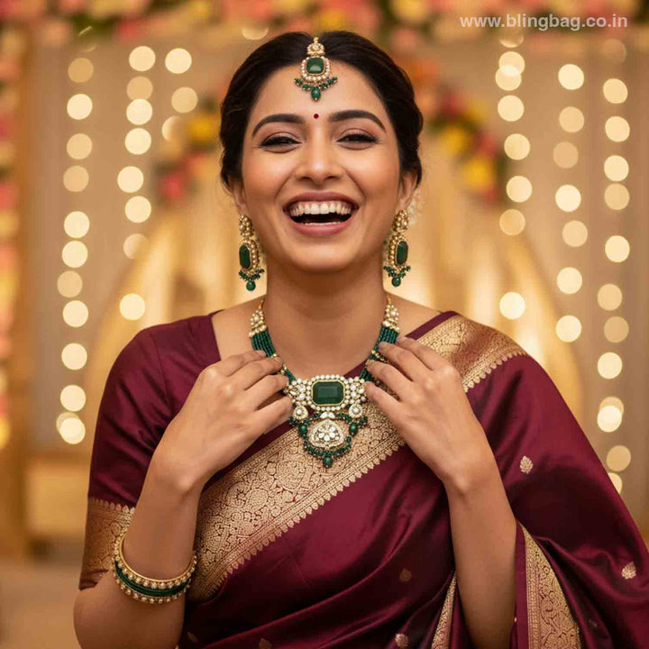 Emerald Gayatri Kundan Jewellery Set