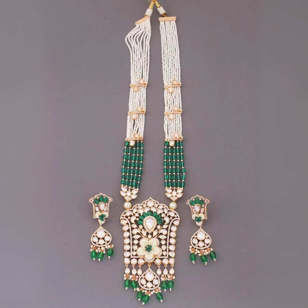 Emerald Geona Kundan Jewellery Set
