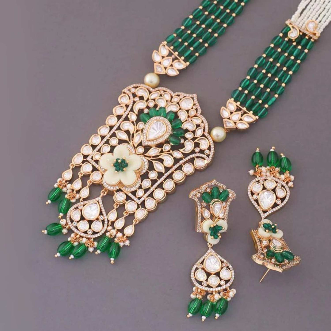 Emerald Geona Kundan Jewellery Set
