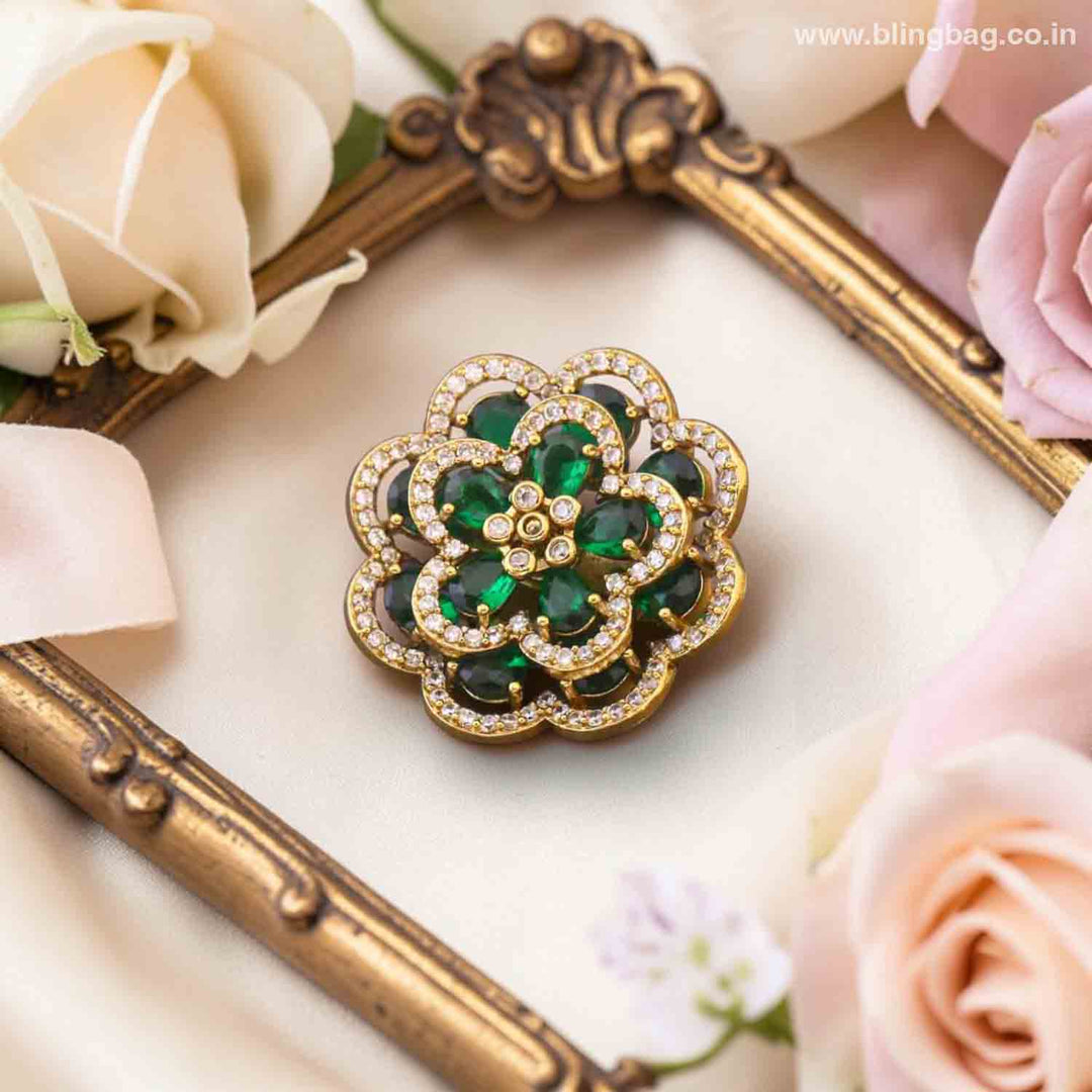 Emerald Gerbera Daisy Brooch