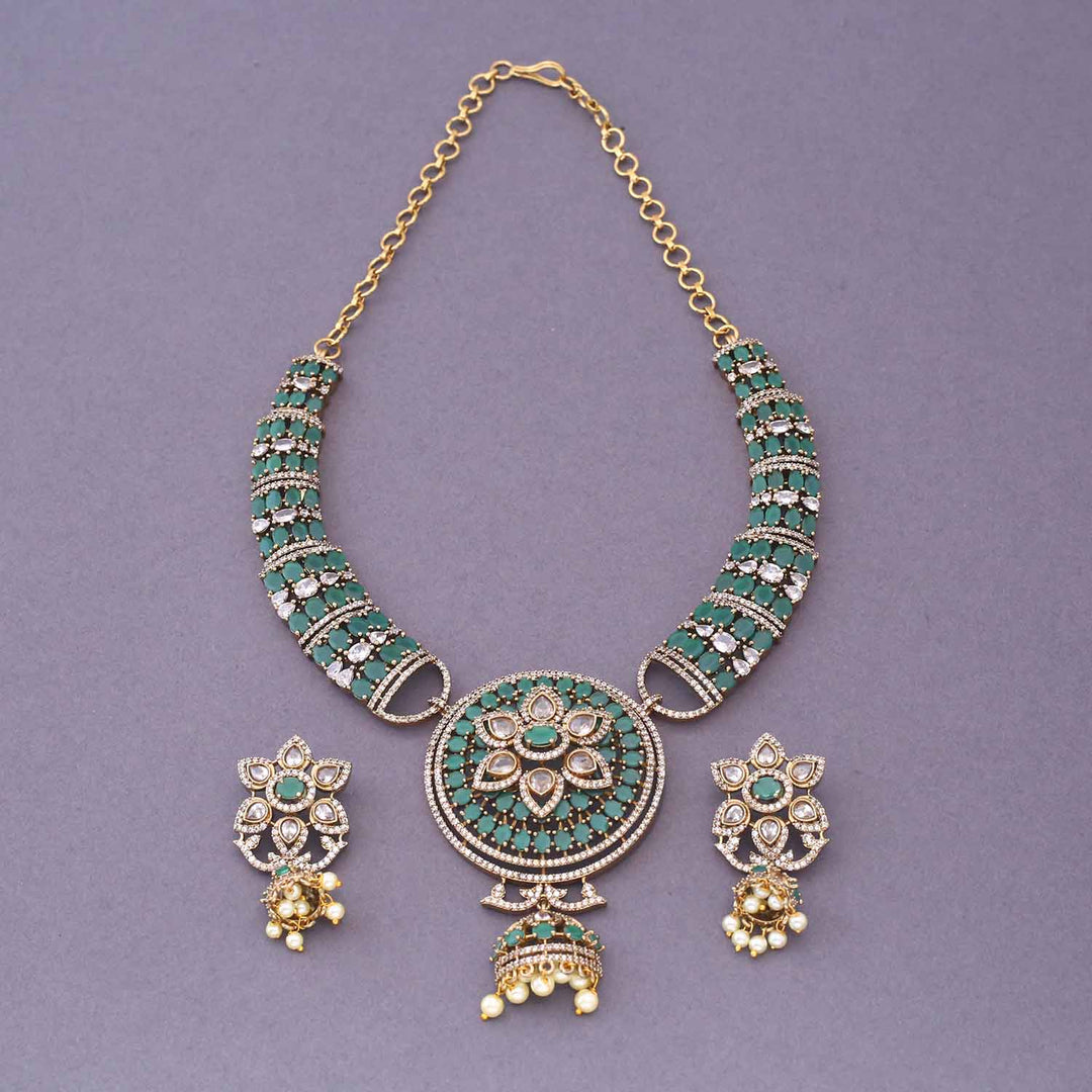 Emerald Gietty Hasli Victorian Jewellery Set - New Arrival