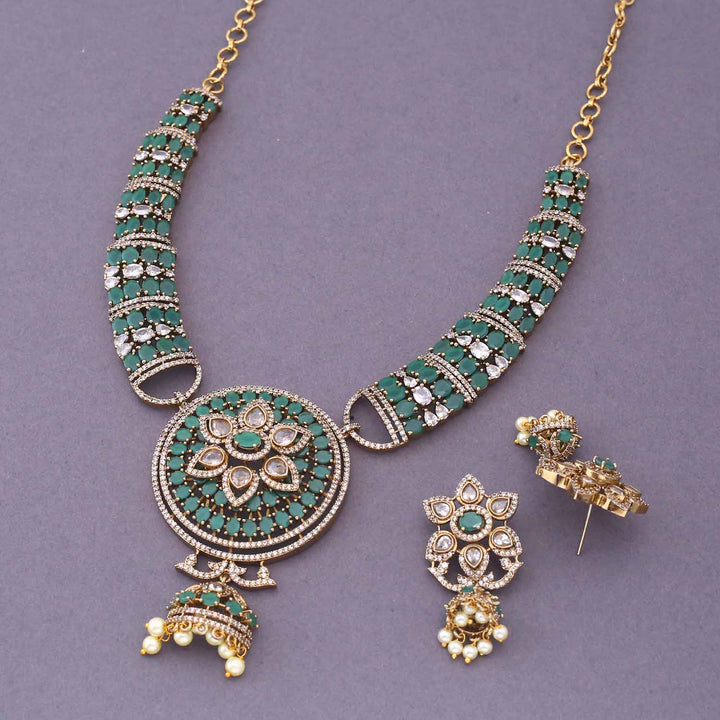 Emerald Gietty Hasli Victorian Jewellery Set - New Arrival