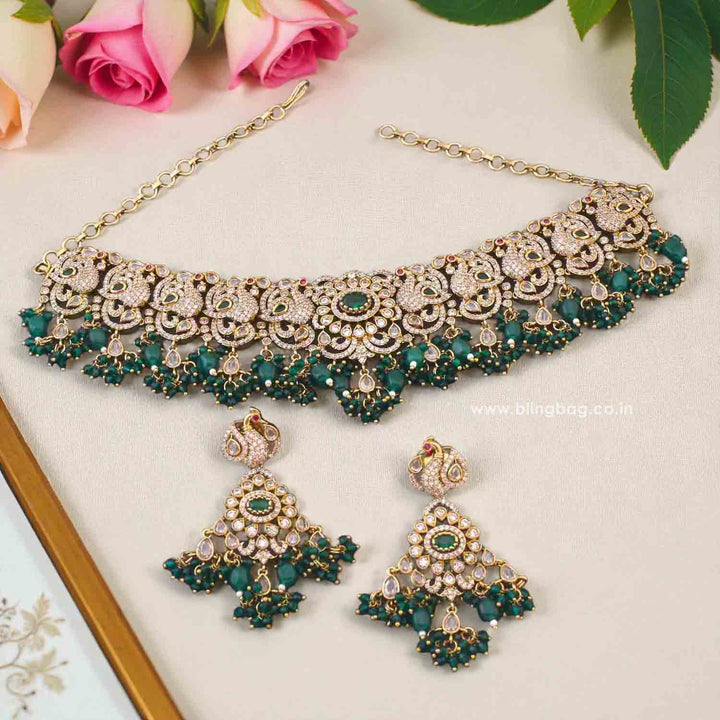 Emerald Gisania Victorian Jewellery Set - New Arrival