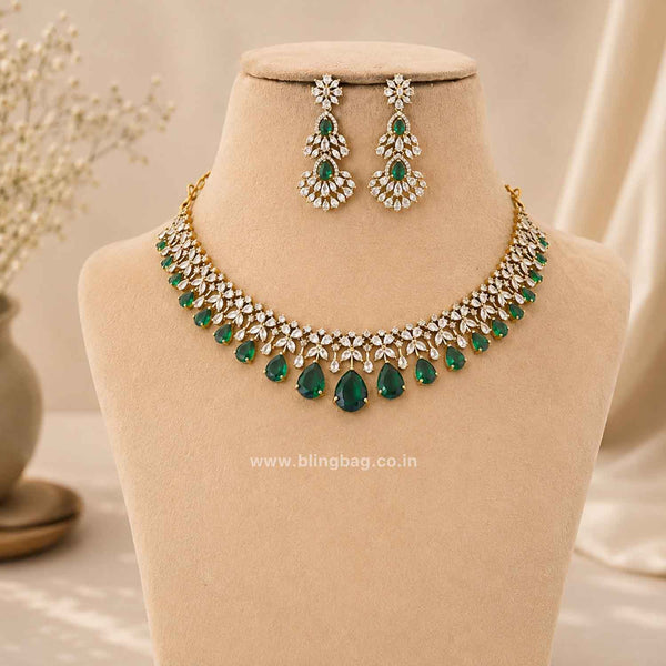 Emerald Glimmer Victorian Jewellery Set - New Arrival