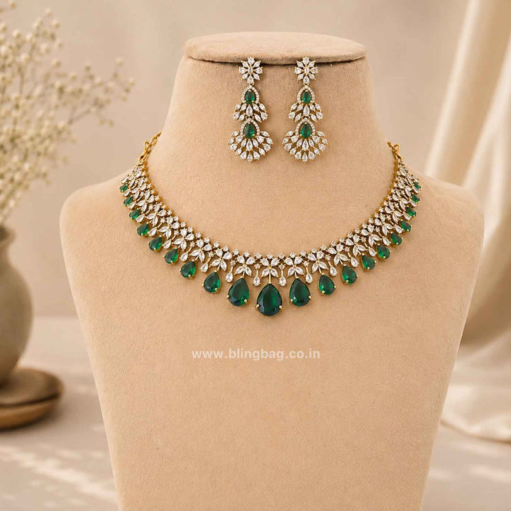 Emerald Glimmer Victorian Jewellery Set - New Arrival