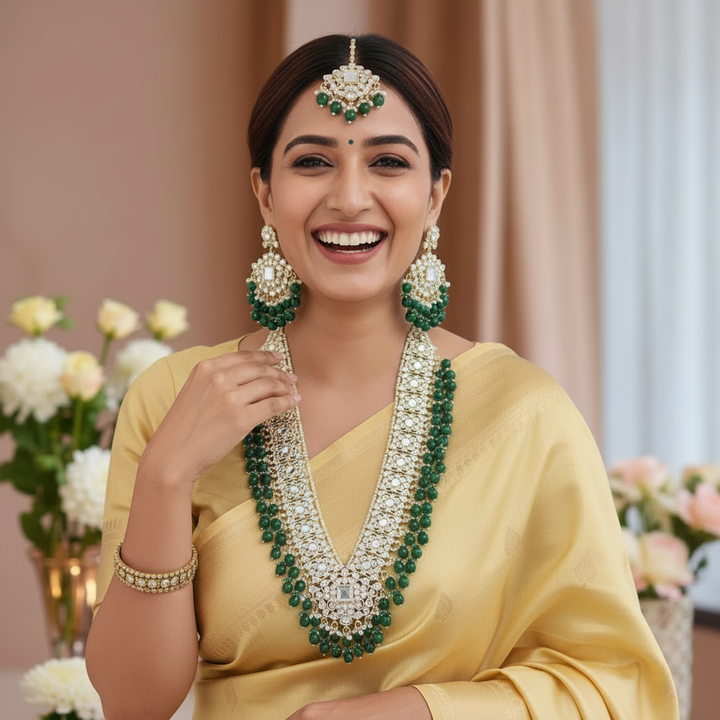Emerald Gracia Kundan Jewellery Set