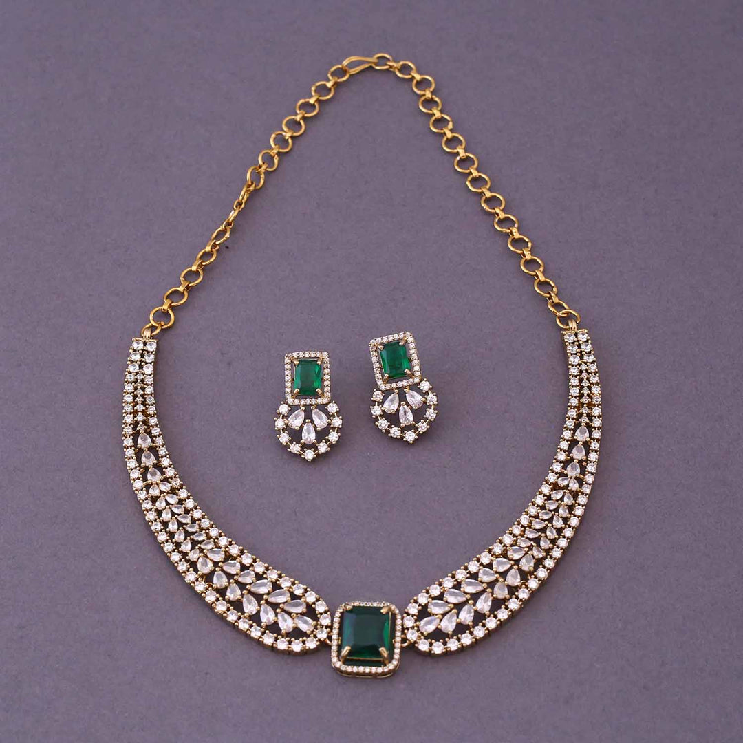 Emerald Grenit Victorian Jewellery Set- New Arrival