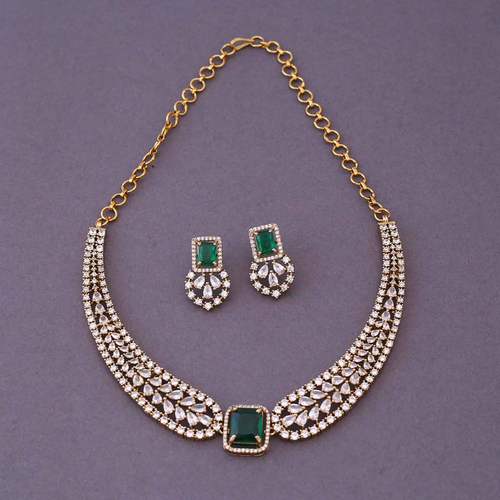 Emerald Grenit Victorian Jewellery Set- New Arrival