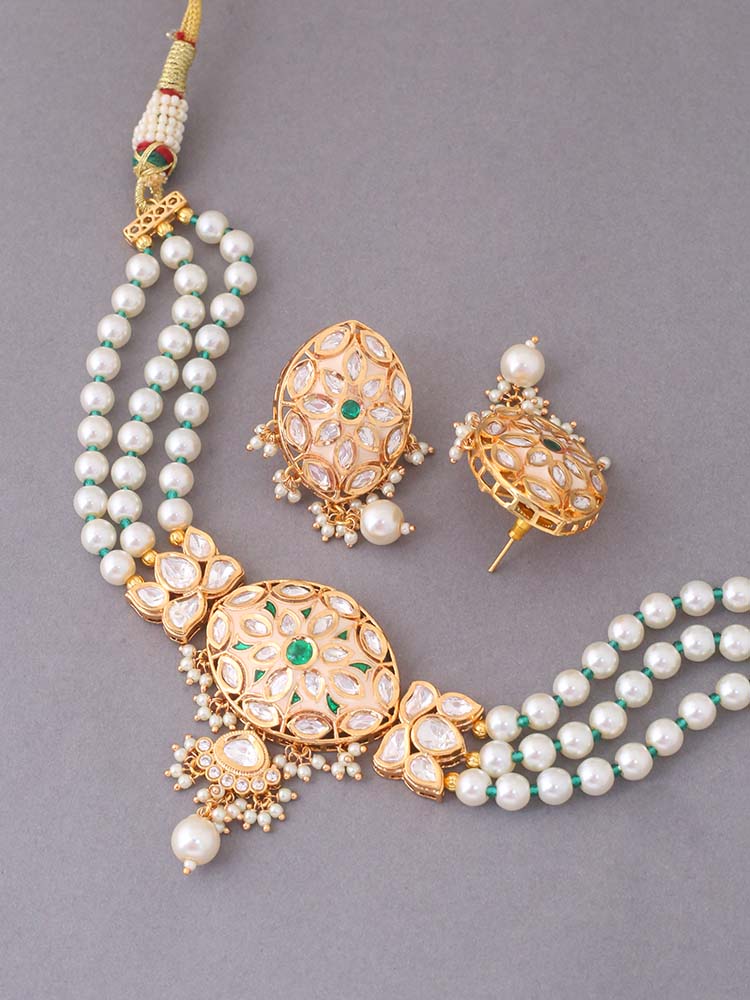 Emerald Griffin Jewellery Set