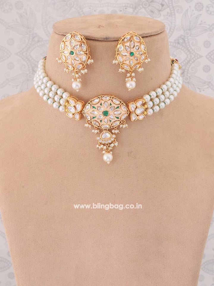 Emerald Griffin Jewellery Set