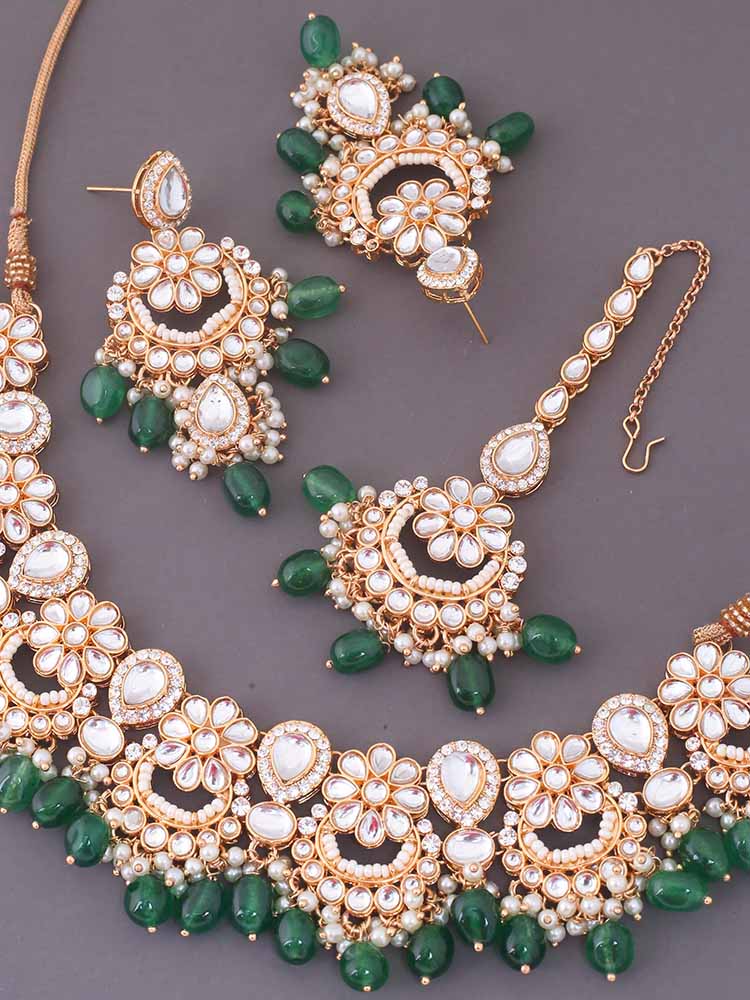 Emerald Gyanti Jewellery Set