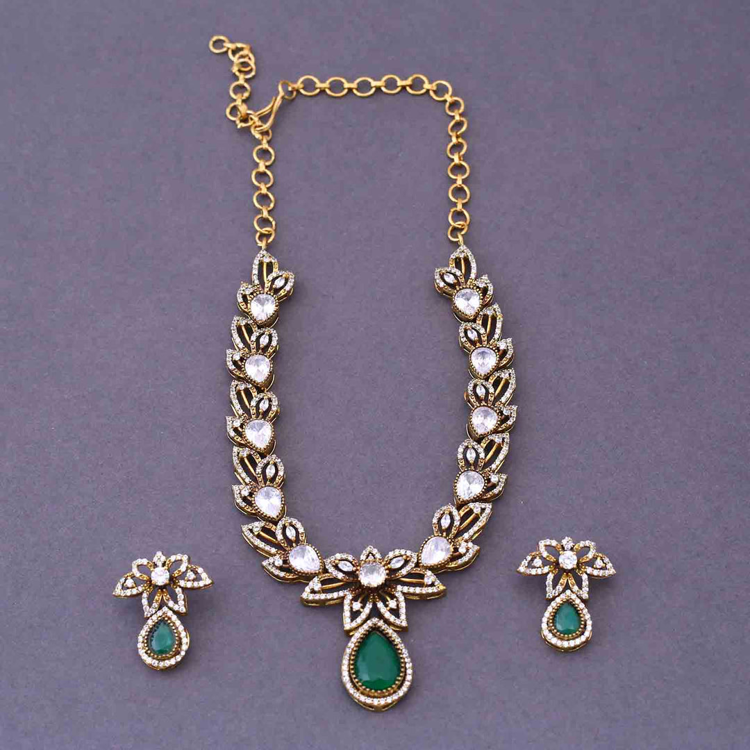Emerald Hana Victorian Jewellery Set - New Arrival